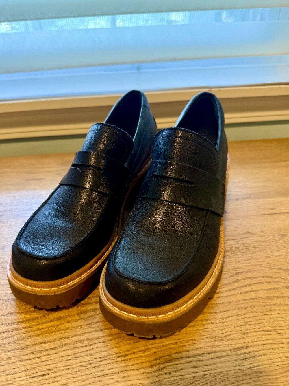 Sorel Joan Now City Loafer in Black/Brown